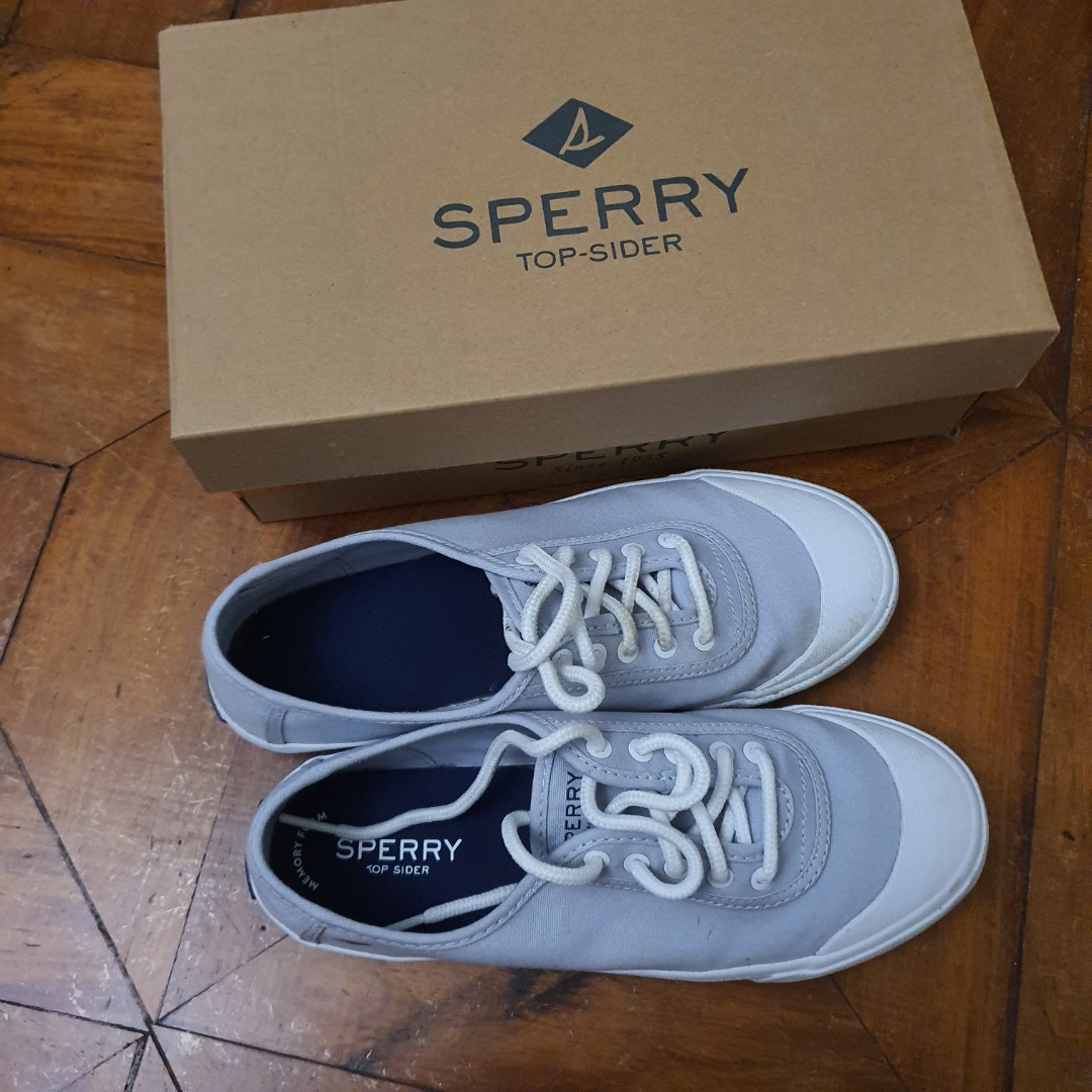 sperry memory foam shoes
