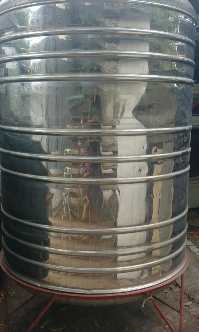 Stainless steel water tank (Category: Construction & Building Materials) located in Manila. Submitted by flexi.flexi (Listing ID 1021327485, Image 2). Description: vertical stainless steel water tank. 3 feet width 5feet height. about 1,000liter capacity with cover and stand.