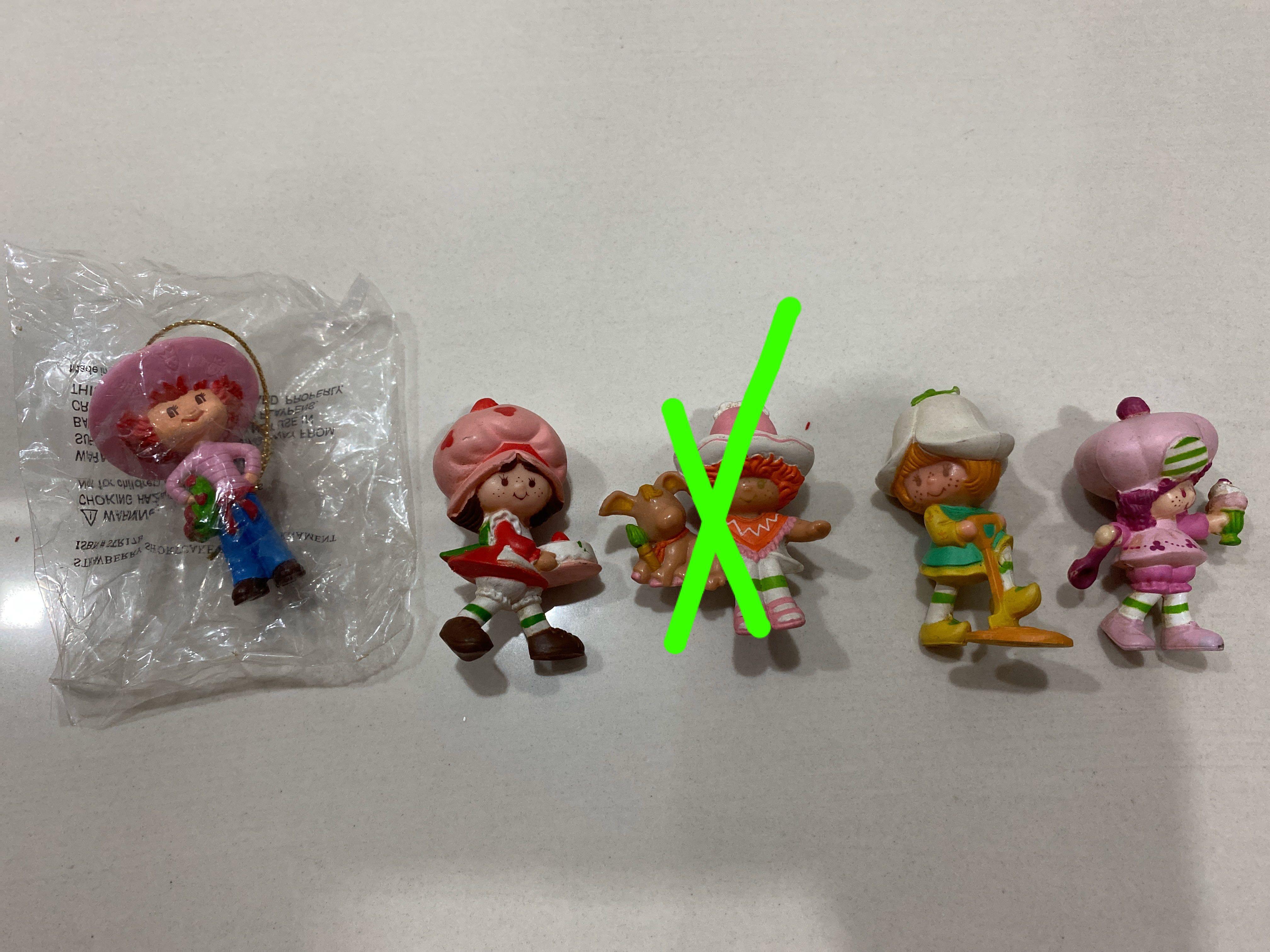 strawberry shortcake figurines vintage