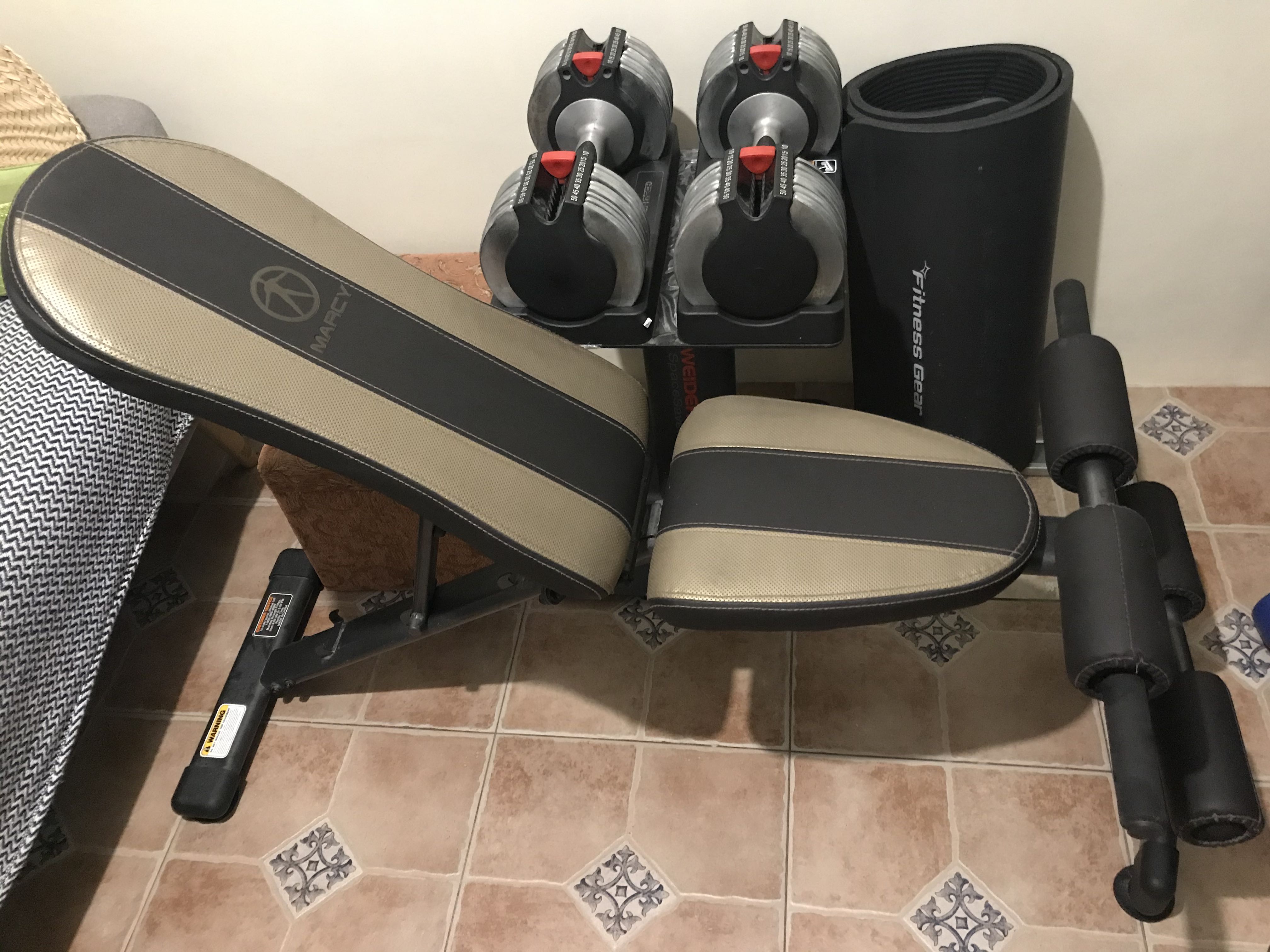 Weider core space saver dumbbells with bench press Sports