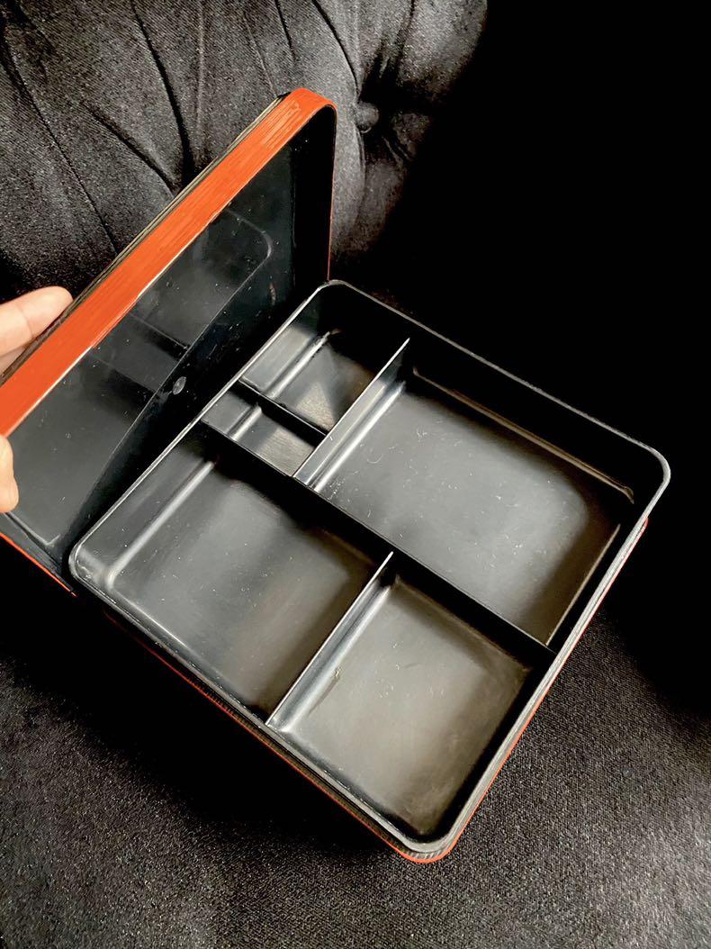 2sets (2Layers)Stackable Japanese 🍱 Bento Server with Cover (Category: Storage Boxes & Baskets) located in Paranaque City. Submitted by sfairyboutique (Listing ID 1022797830, Image 2). Description: 2sets (2Layers)Stackable Japanese 🍱 Bento Server with Cover -From Japan -Unused, Good condition -L9.5 x W9.5 x H5in 🧚‍♀️P480.