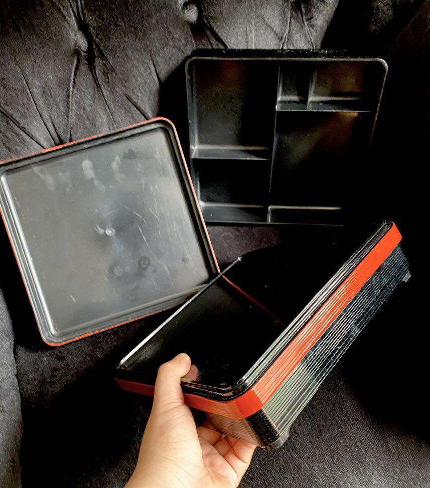 2sets (2Layers)Stackable Japanese 🍱 Bento Server with Cover (Category: Storage Boxes & Baskets) located in Paranaque City. Submitted by sfairyboutique (Listing ID 1022797830, Image 3). Description: 2sets (2Layers)Stackable Japanese 🍱 Bento Server with Cover -From Japan -Unused, Good condition -L9.5 x W9.5 x H5in 🧚‍♀️P480.