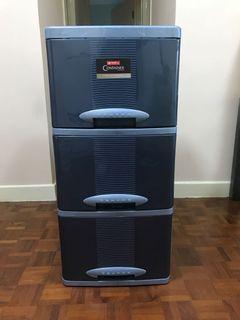 3 drawers cabinet