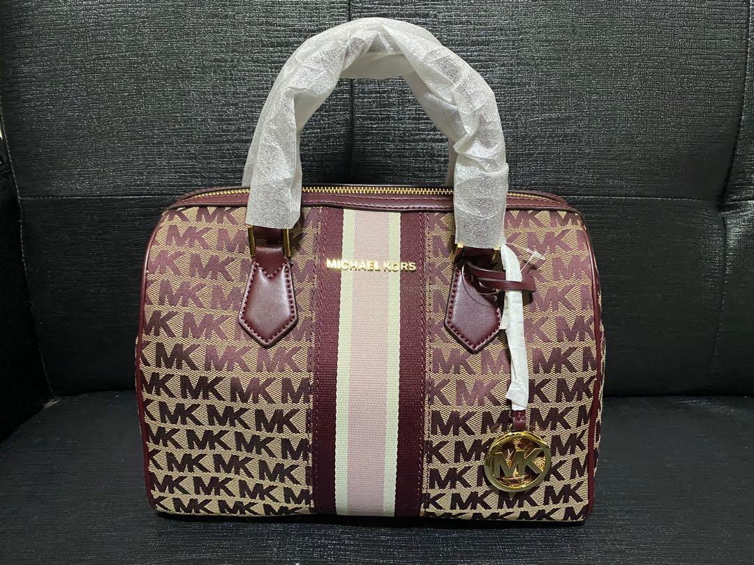 ?% Authentic Michael Kors Bedford Duffle Bag (Large), Women's Fashion, Bags  & Wallets, Tote Bags on Carousell