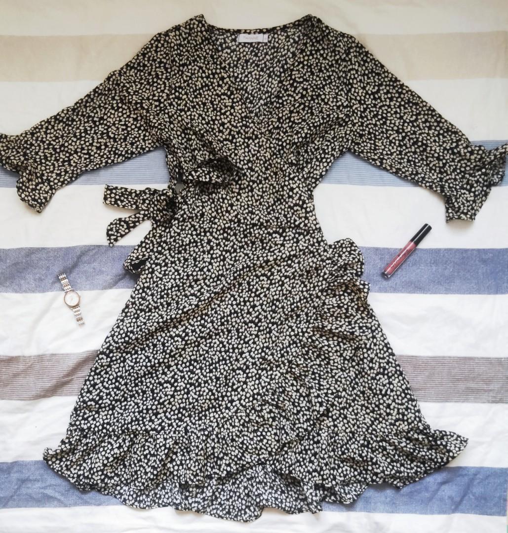 mid sleeve midi dress