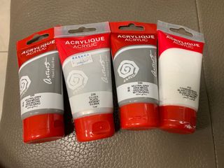 （分類：）位於 。 由 stellas2 提交（商品編號 1022785993，圖片 1）。簡介： 。