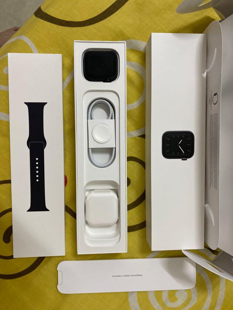 Apple Watch Series 5 Gps Cellular 44mm Space Grey Electronics Others On Carousell