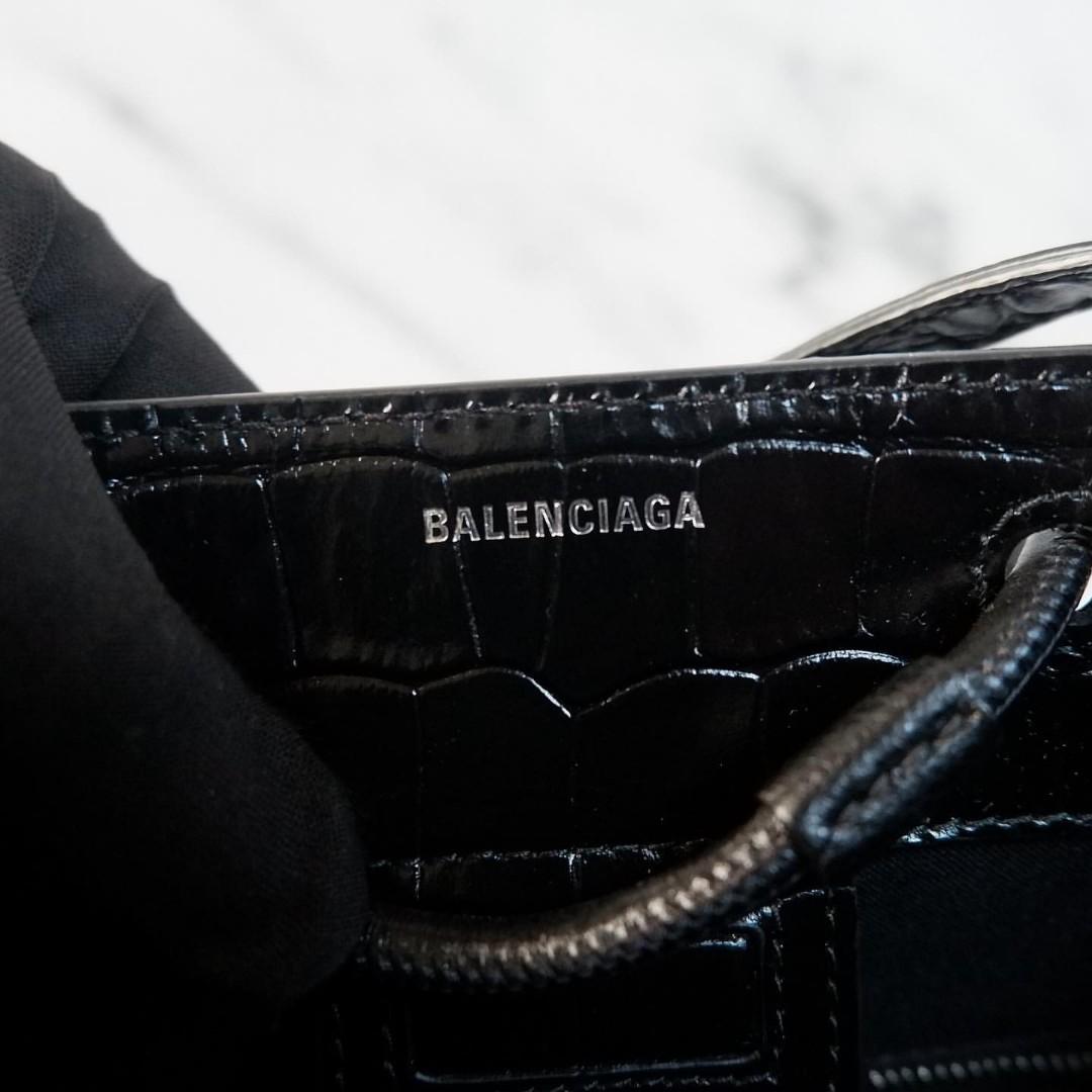 balenciaga north south