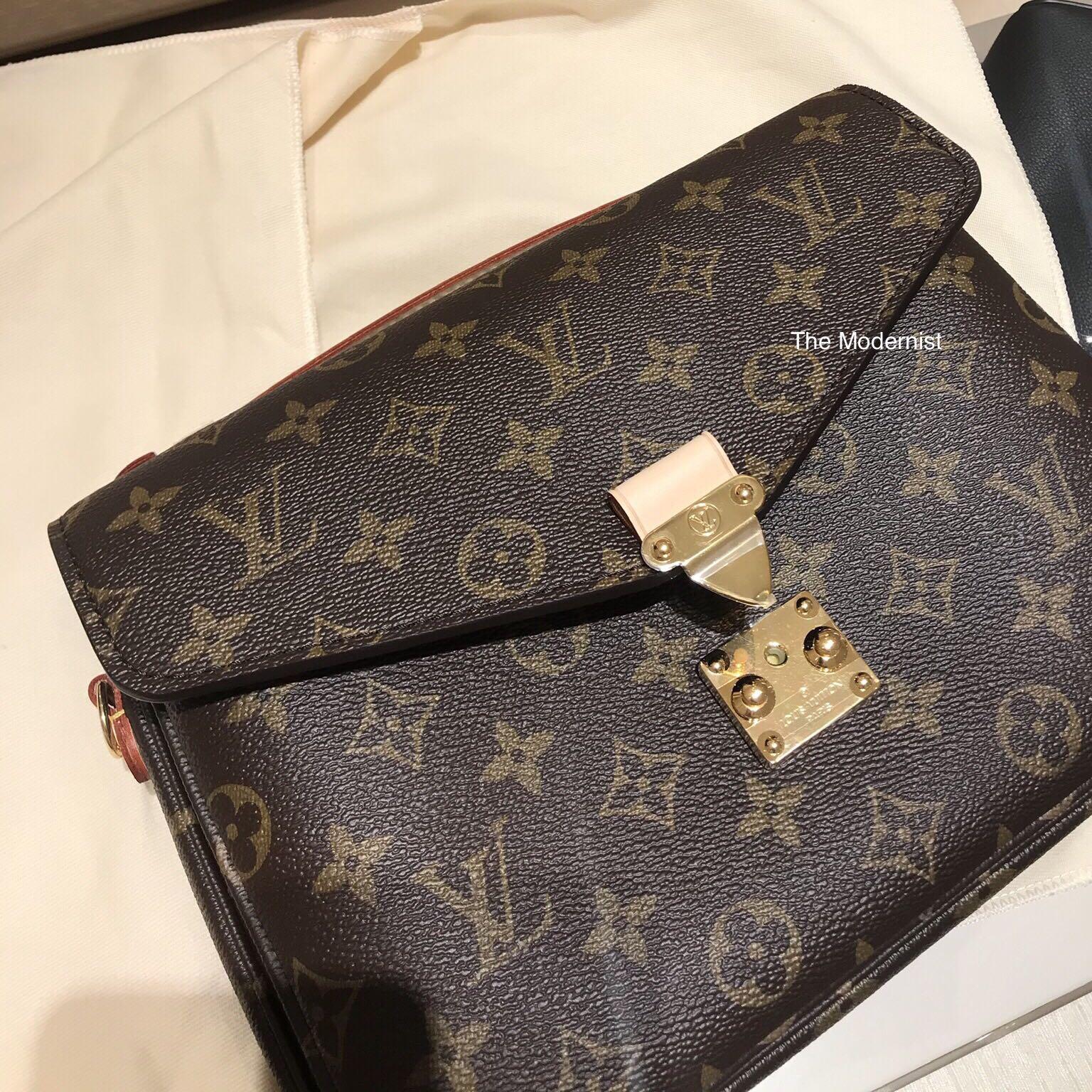 louis vuitton pochette metis monogram canvas