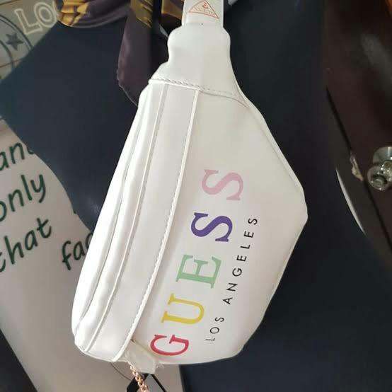 Guess los deals angeles fanny pack