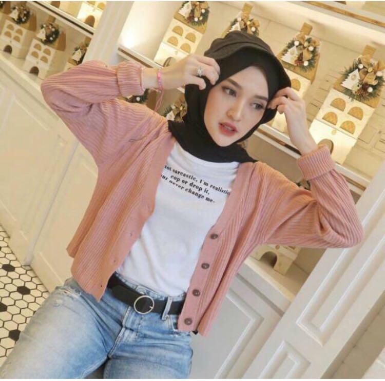 Cardigan Crop Dusty Pink, Fesyen Wanita 