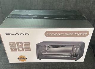 Compact oven toaster