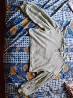 (Kategori: ) berada di . Dikirim oleh prlvdcha (ID iklan 1022688925, Gambar 1). Deskripsi: .