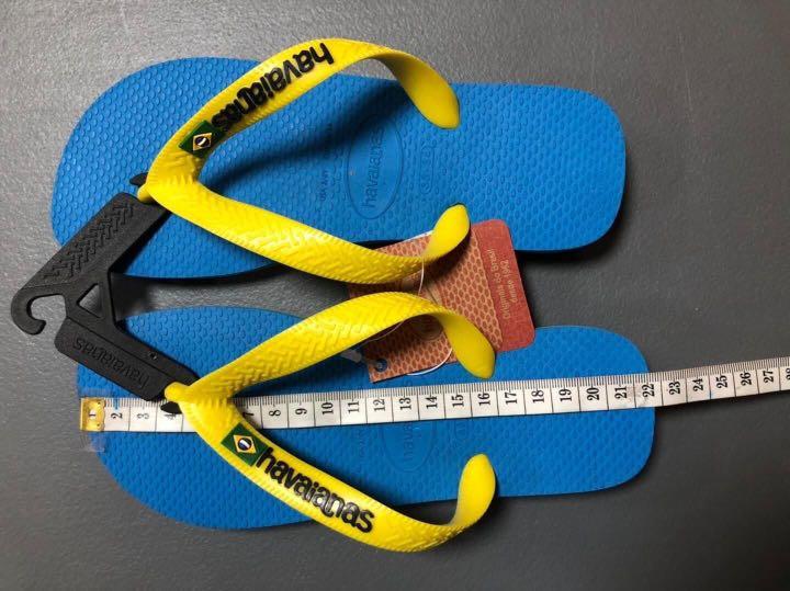 Havaianas yellow blue