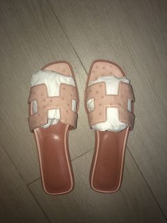 （分類：）位於 。 由 vca.store 提交（商品編號 1022649281，圖片 1）。簡介： 。