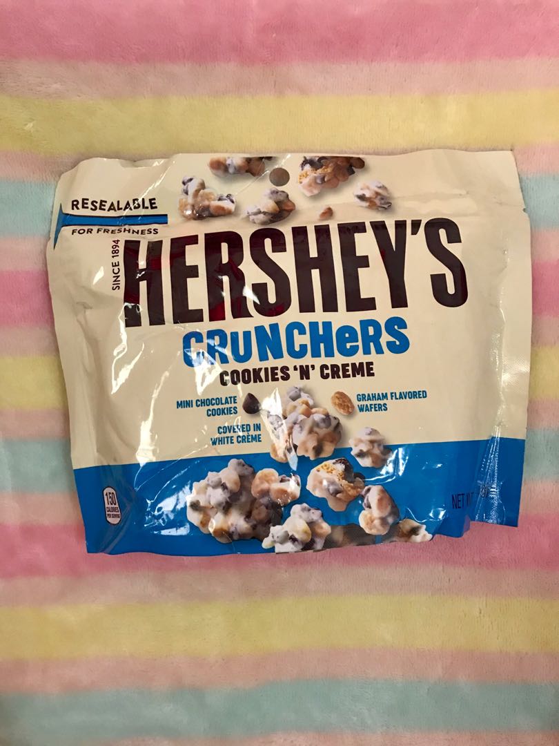 Hershey’s Crunchers Cookies & Cream, Food & Drinks, Homemade Bakes on