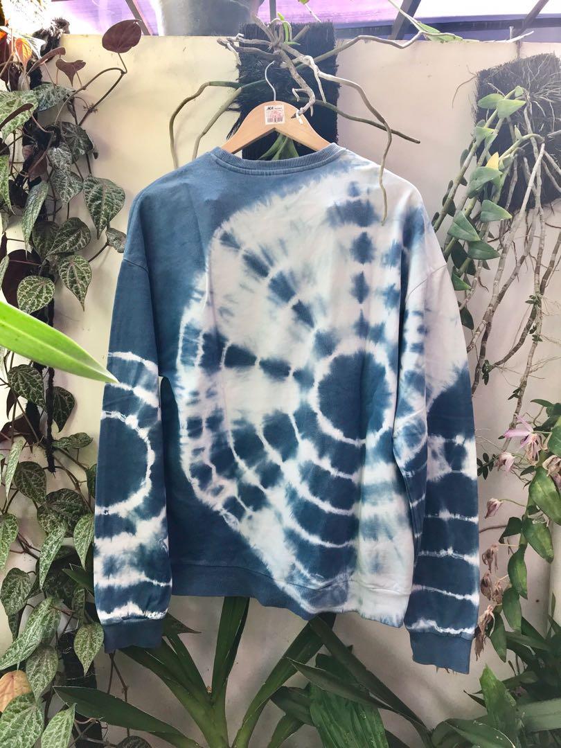 H M DIVIDED TIE DYE CREWNECK SWEATER NOT PULL BEAR BERSHKA
