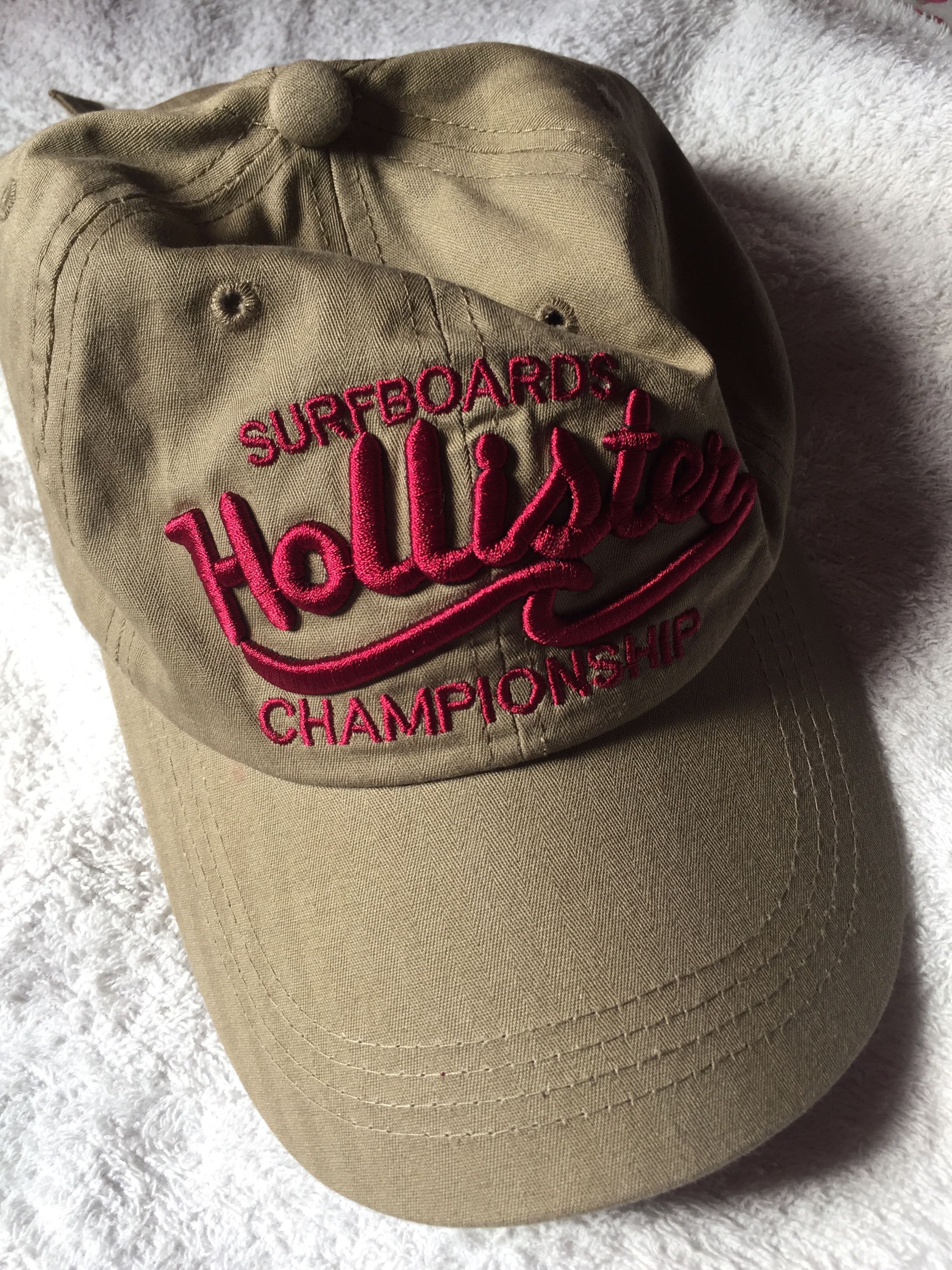 Hollister cap 3000 clearance