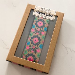 （分類：）位於 。 由 isylls 提交（商品編號 1022653427，圖片 1）。簡介： 。