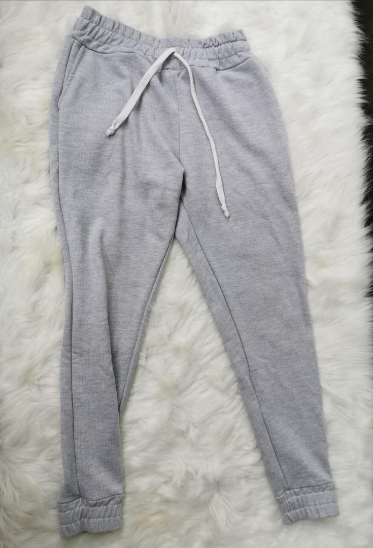 Joggers medium size hot sale
