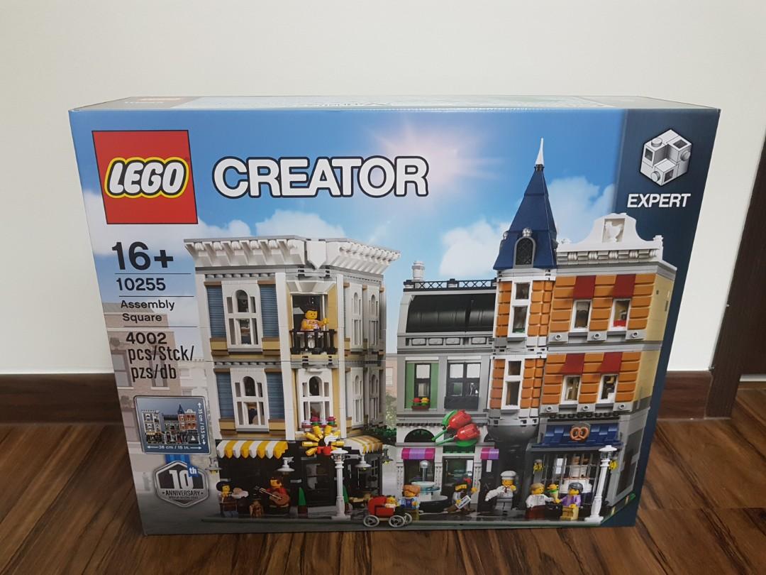 [FREE DELIVERY] LEGO Creator 10255 Assembly Square, Hobbies & Toys ...