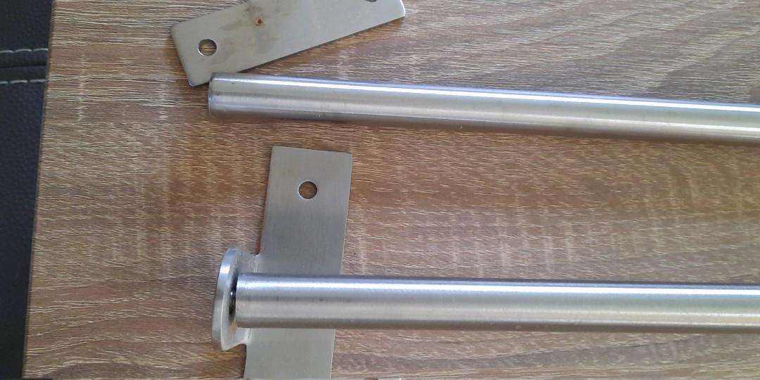 ikea 不綉綱掛架 全新2件$100, 傢俬&家居, 傢俬, 書櫃、櫃子及架 - Carousell