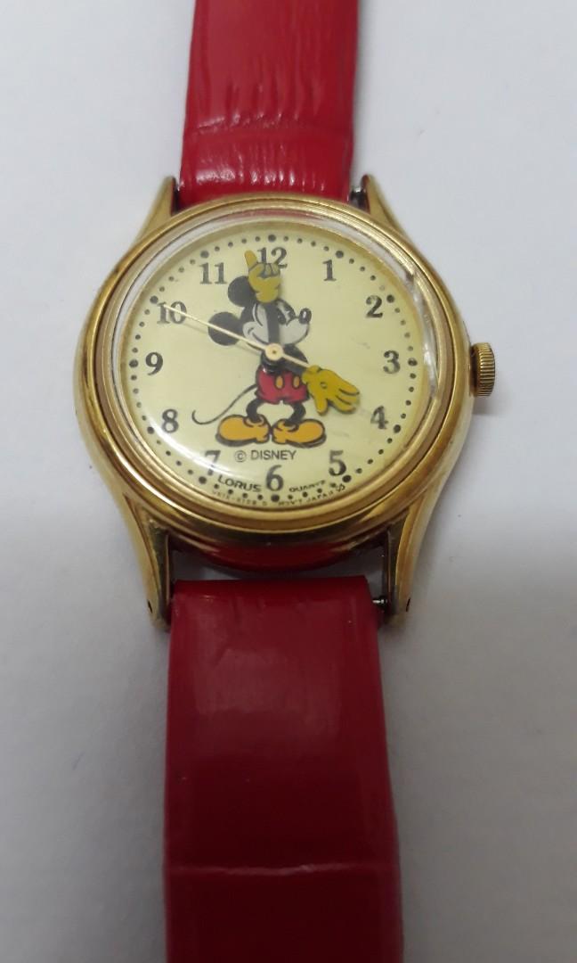 Lorus mickey mouse hotsell watch 1980s