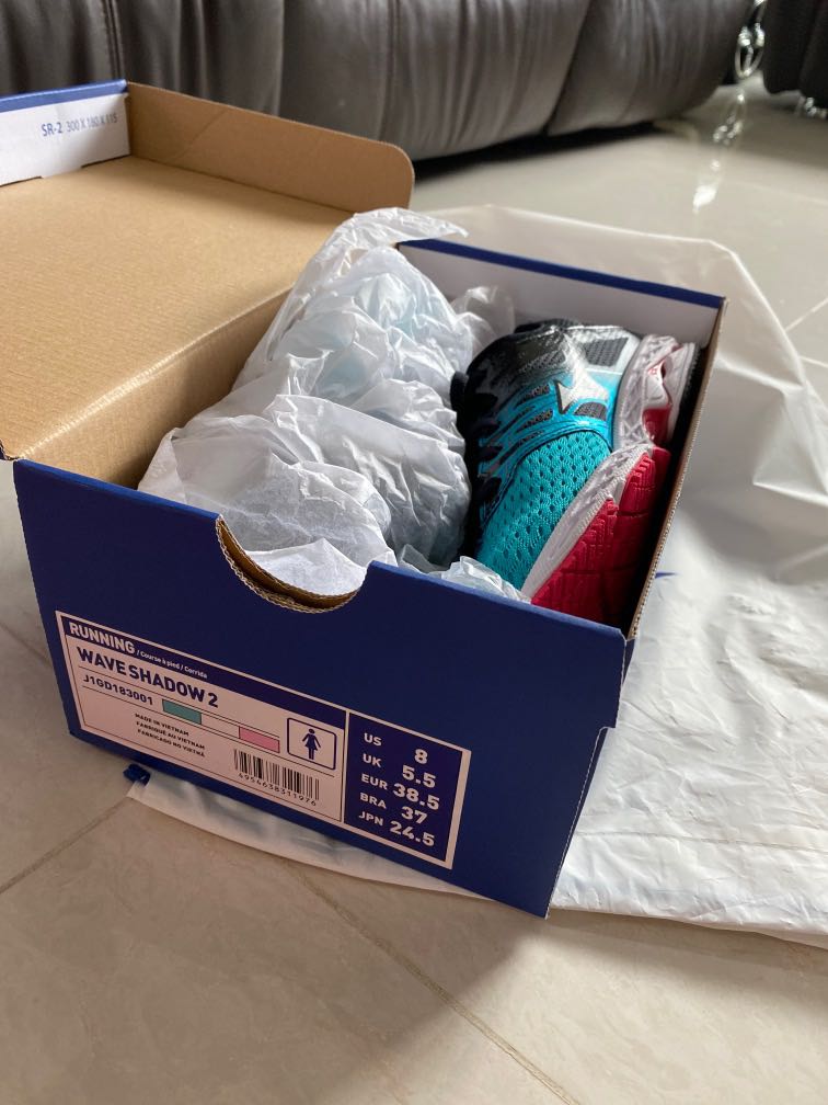 mizuno womens wave shadow 2