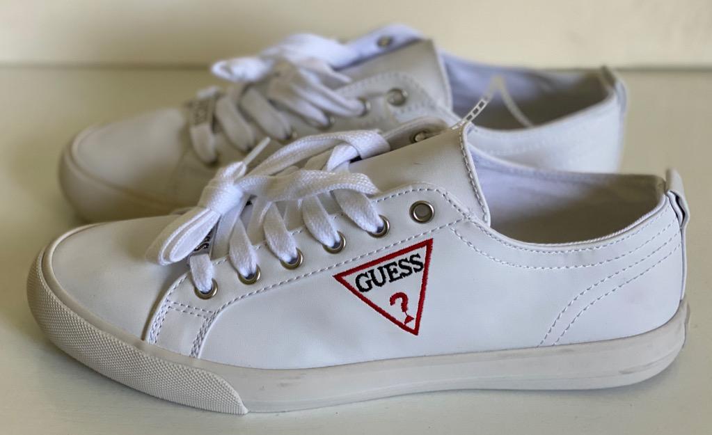 guess catching sneaker