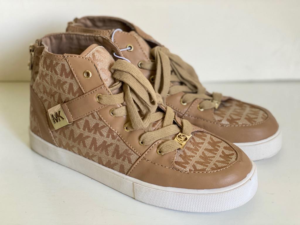 mk canvas shoes