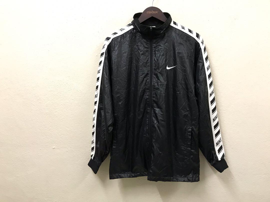 Nike 2025 taped windbreaker