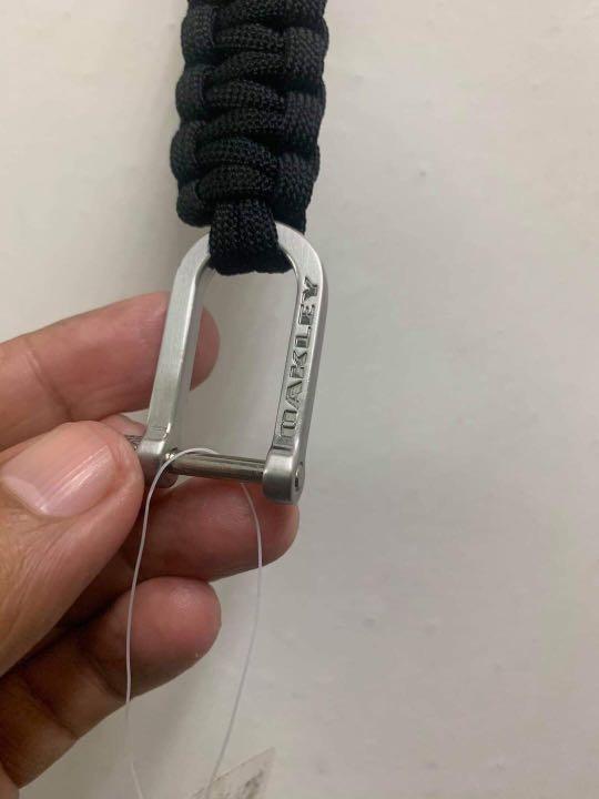 Oakley paracord keychain sales
