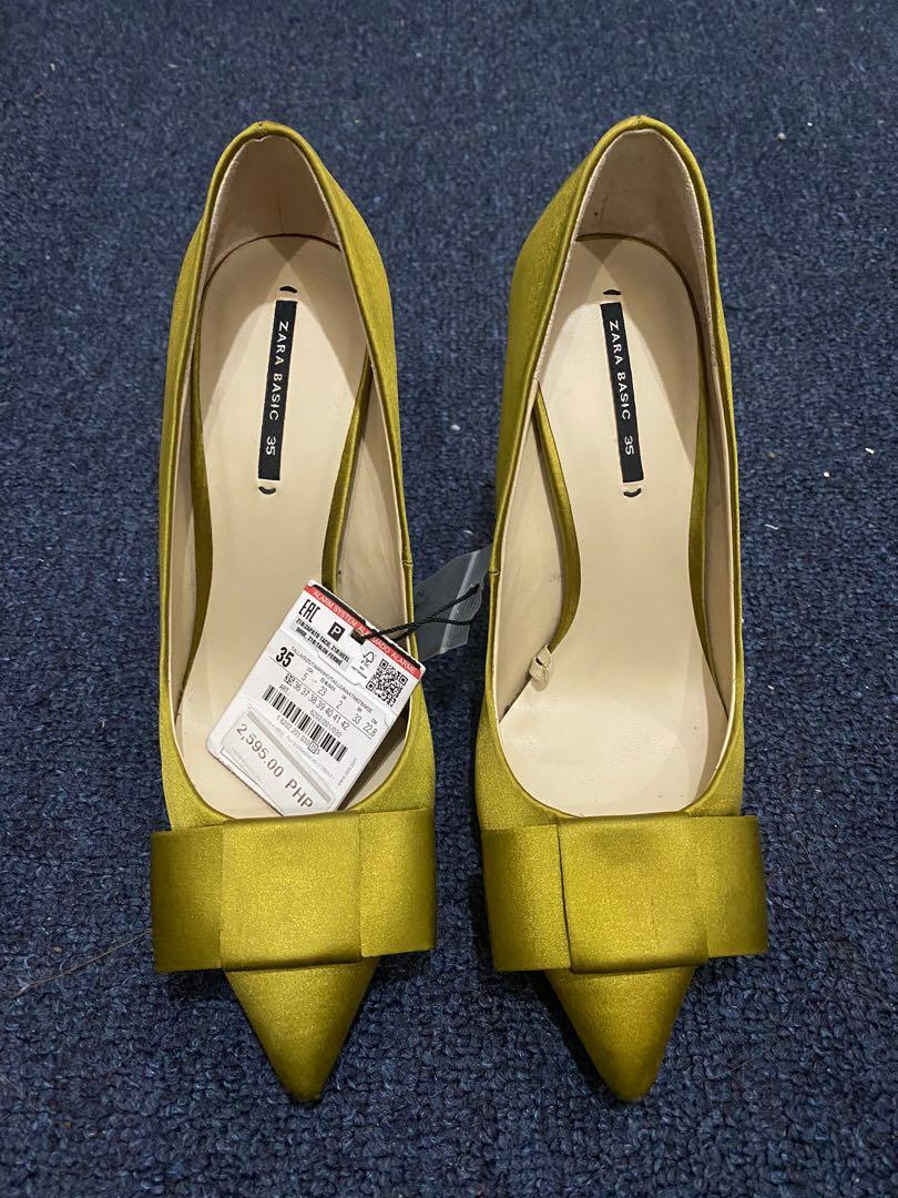 office yellow shoes