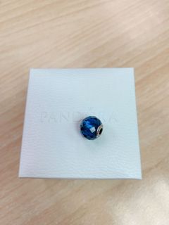 （分類：）位於 。 由 achats_faciles 提交（商品編號 1022717957，圖片 1）。簡介： 。