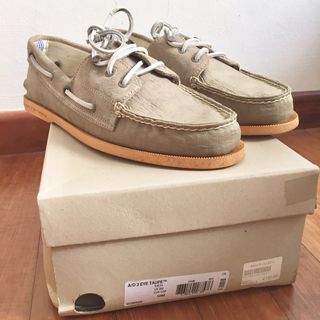 (Category: ) located in . Submitted by sundaygoods (Listing ID 1022648155, Image 1). Description: .