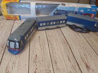 （分類：）位於 。 由 maymayhinhin2014 提交（商品編號 1022646826，圖片 1）。簡介： 。