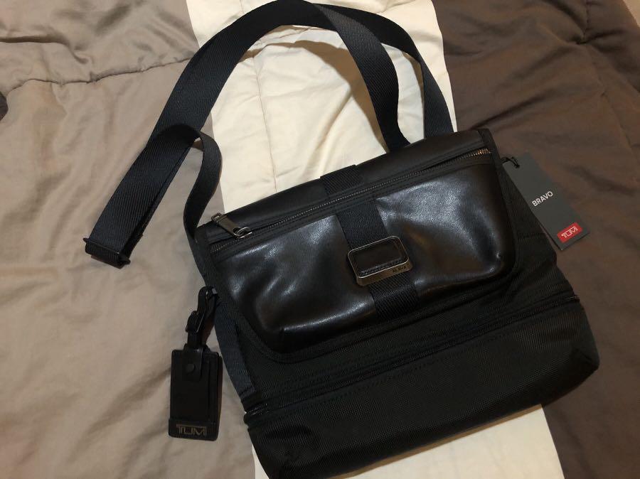 Tumi travis new arrivals