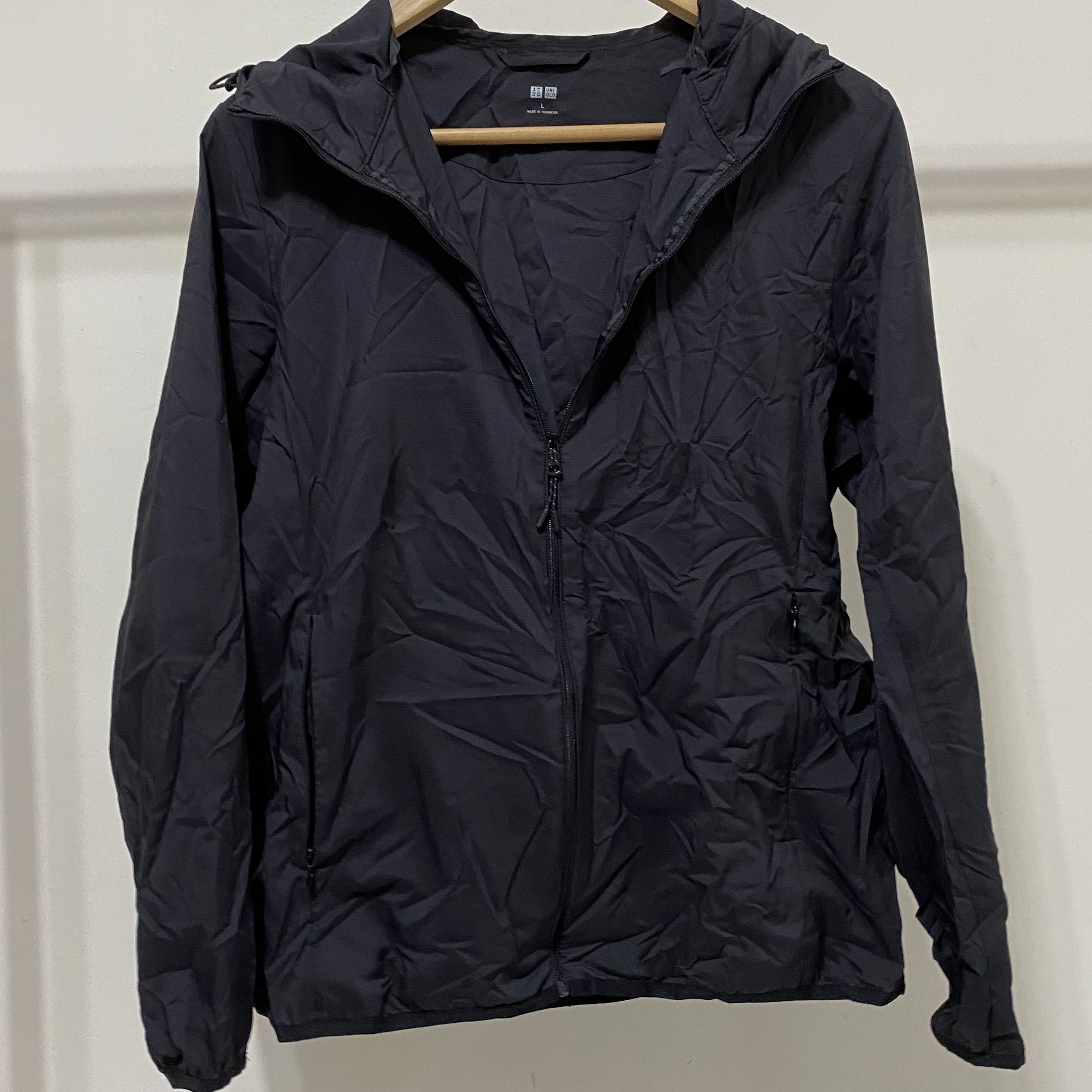 Uniqlo Poncho-Jacket, Women's Fashion, Coats, Jackets and Outerwear on ...