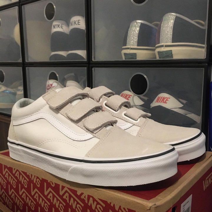 vans old skool v true white skate shoes