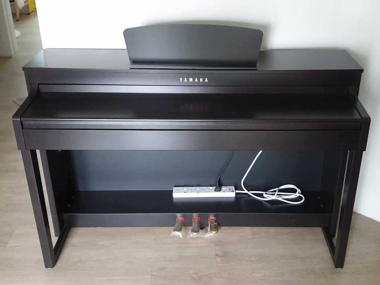 Piano numérique Yamaha Clavinova CLP-735 WH