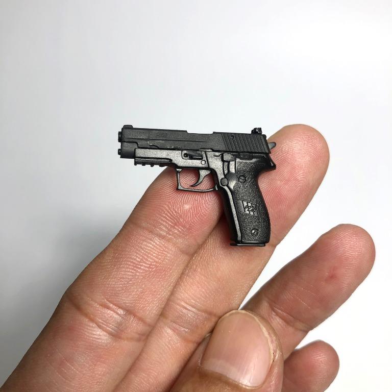 1/6 Scale Hot Toys Glock Pistols/Holsters for 12" action figure