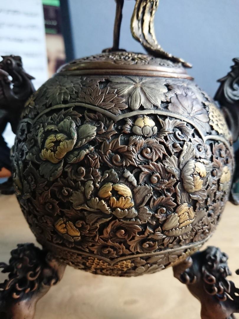 日本古董銅器- 名師: 村田宏(落款: 宏) 玉型孔雀香爐, 興趣及遊戲, 手 