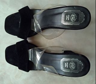 由 anney77 (刊登 ID 1022949605，圖片 1) 提交，位於 的 (類別：)，說明：。