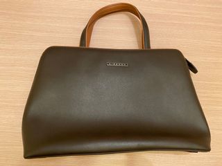 （分類：）位於 。 由 qualityonsaleonly 提交（商品編號 1023077402，圖片 1）。簡介： 。