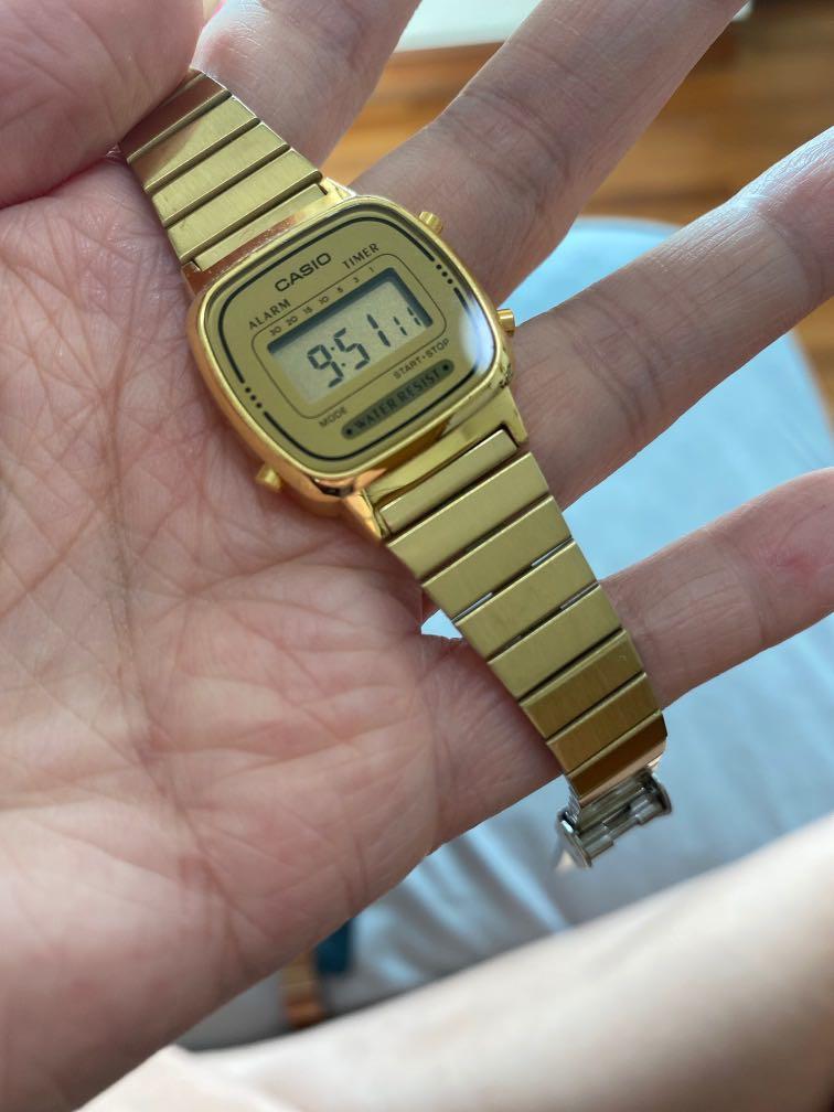 Casio gold small top