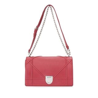 (Category: ) located in . Submitted by shopaholics_corner (Listing ID 1023030531, Image 1). Description: .