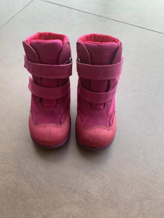 Ecco Track Uno Boots Girls, Purple. Babies & Kids, Babies & Fashion on Carousell