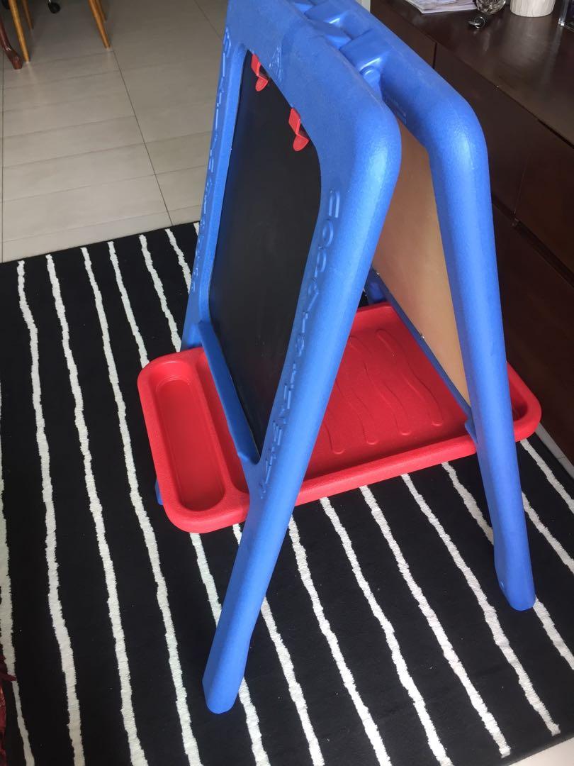 ELC Easel Writing & Drawing Board, Babies & Kids, Baby Nursery & Kids Furniture, Kids' Tables