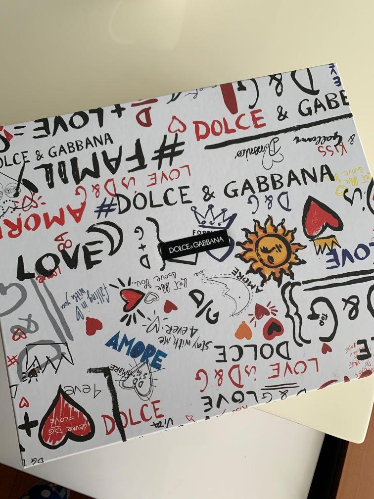 Graffiti Dolce Gabbana shoe box, Luxury 