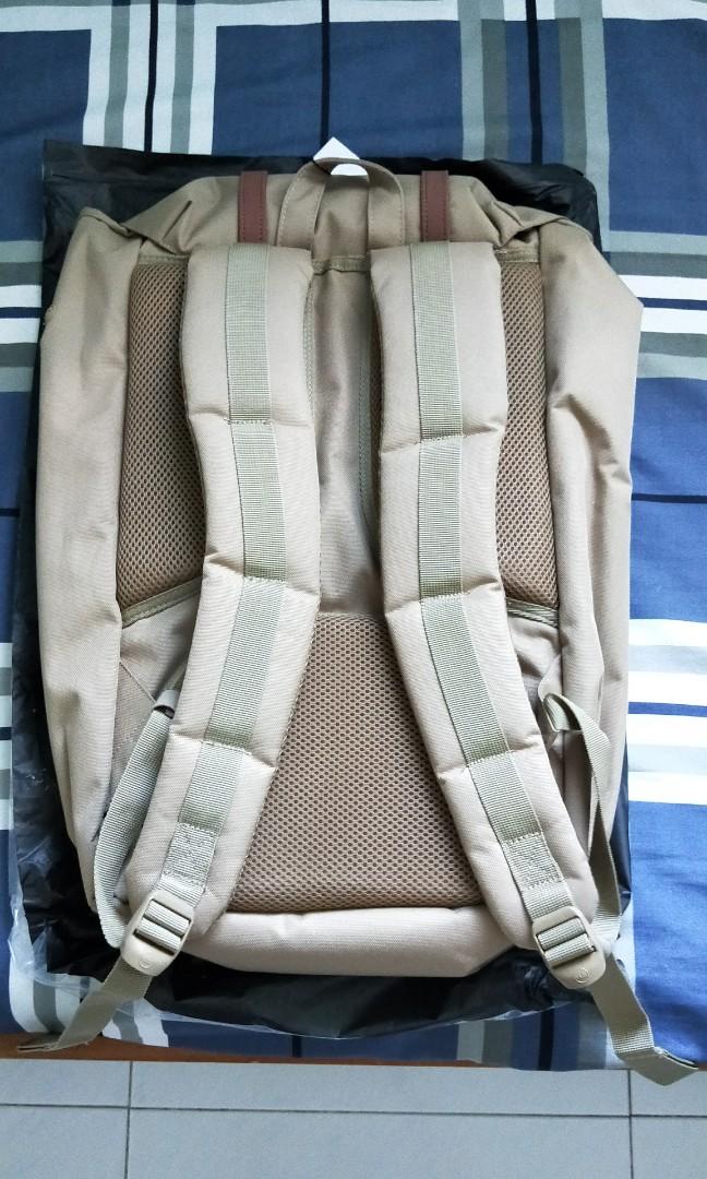 Herschel little america kelp top